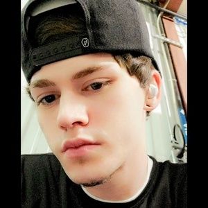 Meet your Posher, Corey